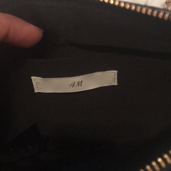 Purse - Picture 2 of 3